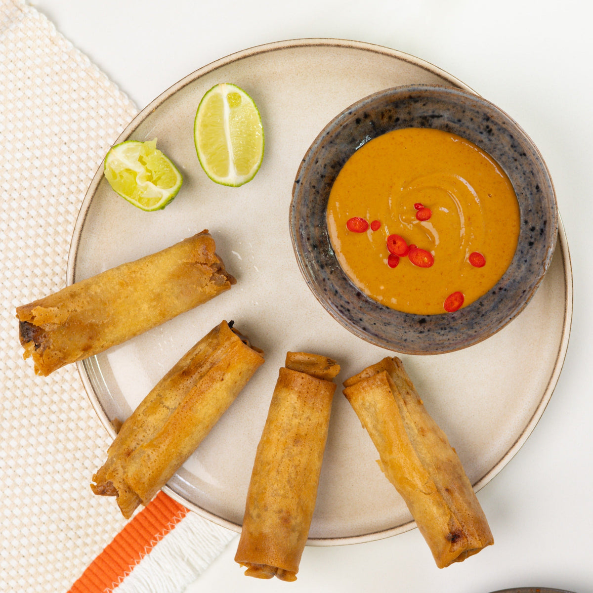  Peanut Siracha Dipping Sauce 