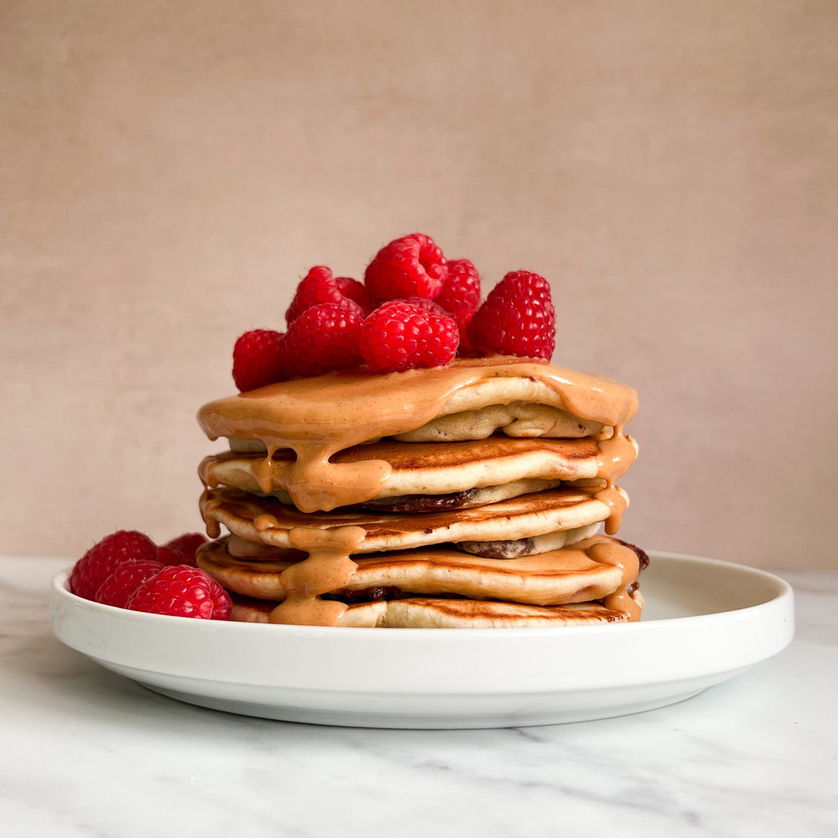  Fluffy Chocolate Peanut Butter & Raspberry Pancakes 